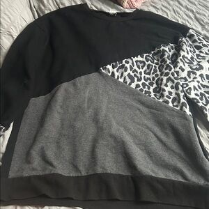 SHEIN Black and Gray Leopard Print Sweater